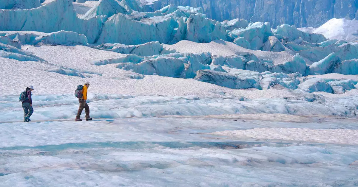 Family Hike on the Athabasca Glacier | That Mountain Life